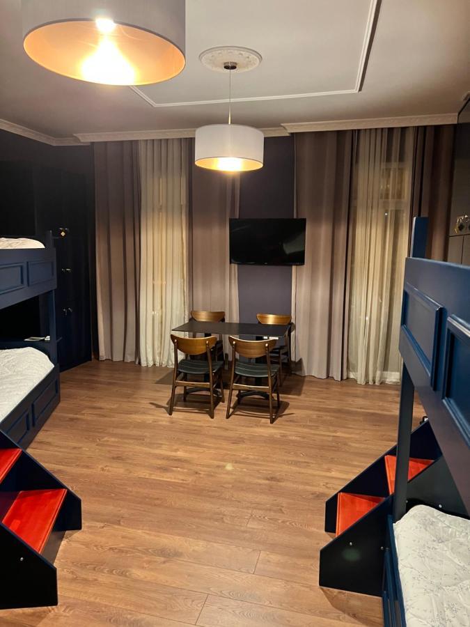 Amo'S Hotel Shkodër Extérieur photo