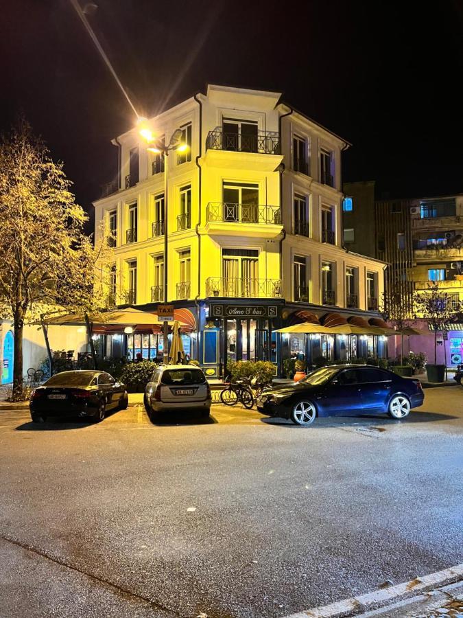 Amo'S Hotel Shkodër Extérieur photo
